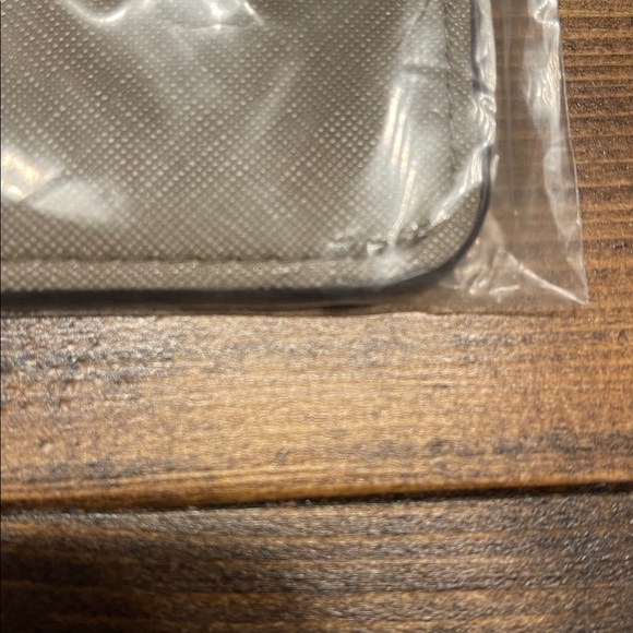 Kate Spade Wristlet - Picture 3 of 4